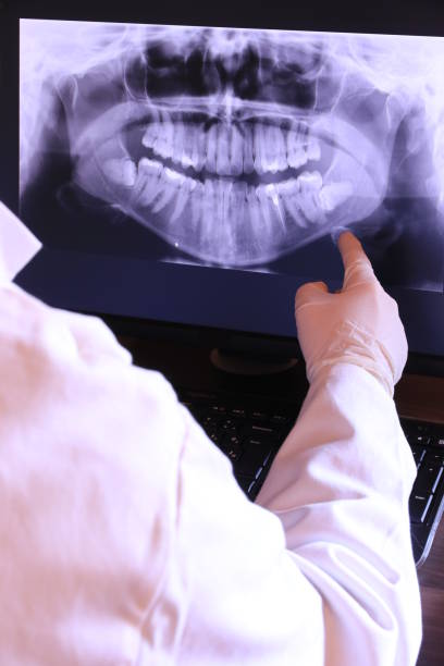 Best Emergency Gum Treatment in Dunkirk, IN
